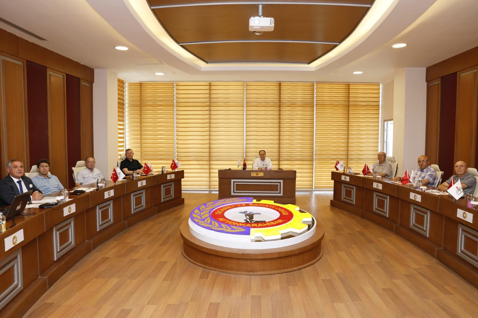 YÖNETİM KURULUMUZ